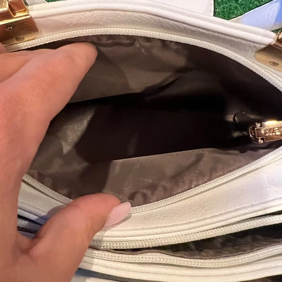 DANSEIN purse ! - Picture 4 of 7